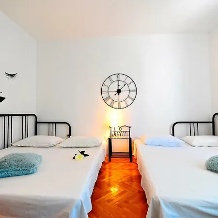 Apartment Nice Duje-near The Beach *