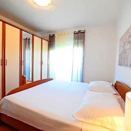 Nice Duje-near The Beach Apartment *