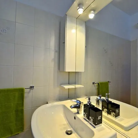 Nice Duje-near The Beach
